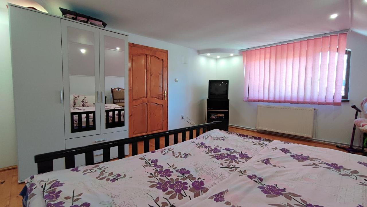 Dariamaf Apartamento Câmpulung Moldovenesc Exterior foto